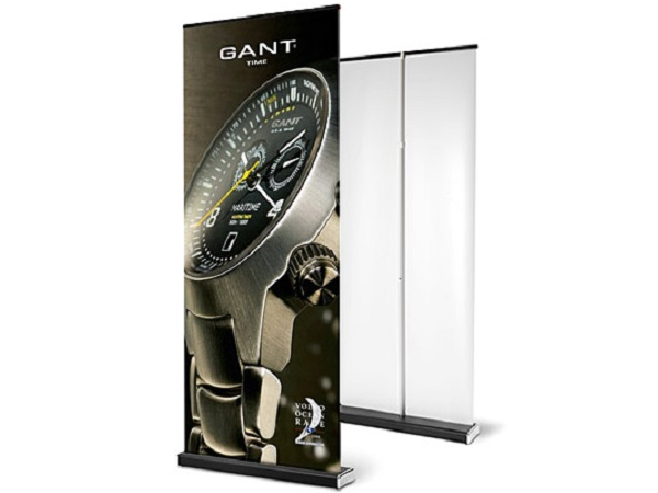Expand Retractable Banner Stands